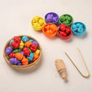 Jouets éducatifs de coordination œil-main Montessori Jeu cognitif de <span class=keywords><strong>perles</strong></span> assorties aux couleurs pour enfants Jeux de matériaux <span class=keywords><strong>en</strong></span> <span class=keywords><strong>bois</strong></span> - Product Image 4