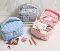 Sac fourre-tout matelassé à motif carré poli, grande capacité avec compartiments, sac de maquillage portable