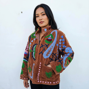 SHREE RADHA GOVIND EXPORTS Veste en velours imprimé brodée de fleurs Suzani pour femmes, chaude et respirante, printemps/automne/hiver - Product Image 1