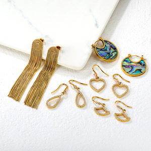 Boucles d'oreilles pendantes en forme de cœur avec longue chaîne à pampilles, style luxe léger européen et américain, pour femmes, bijoux de mode pour soirée - Product Image 1