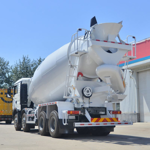 Sinotruk HOWO TX White Heavy Truck 8X4 TX-WF Lat-<b>top</b> Single-bedroom New Cab - Product Image 6