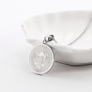 Collar <span class=keywords><strong>de</strong></span> Acero Inoxidable PVD con Dije <span class=keywords><strong>de</strong></span> Cruz <span class=keywords><strong>de</strong></span> Jesús, Cadena <span class=keywords><strong>de</strong></span> Joyería <span class=keywords><strong>de</strong></span> Moda <span class=keywords><strong>para</strong></span> <span class=keywords><strong>Hombre</strong></span> y Mujer con Jesús, Alta Calidad al por Mayor 2024 - Product Image 6