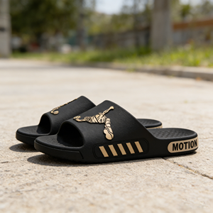 Preocupado por que se deslizara y se caiga, esta sandalia de EVA se mantiene estable durante todas las estaciones, cómoda y antideslizante, no se deforma fácilmente. - Product Image 3