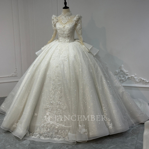 Robe de mariée de luxe Xs239 Jancember à manches longues, dos nu avec lacets, broderie de perles et cristaux, personnalisable - Product Image 3