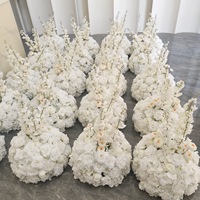 Boule de fleurs artificielles en soie blanche de haute qualité, décoration moderne durable pour table de mariage, fenêtre de demande en mariage et exposition