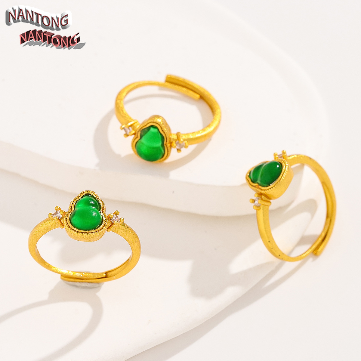 6.Conception de gourde de jade vert