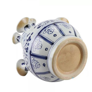 Vases à fleurs en céramique poreux de forme irrégulière unique, bleu et blanc, avec trous, style européen, style palais, vase en céramique poreux - Product Image 4