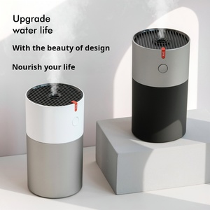 Minimalist Style Black and 220ml Desktop Home Nebulizer Car <strong>Humidifier</strong> Mini Aromatherapy Ultrasonic <strong>Humidifier</strong>