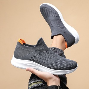 Chaussures de sport décontractées respirantes pour hommes, style chaussettes, ultra-légères, à semelle souple, en mesh noir - Product Image 3