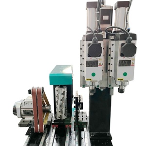 Máy tiện <span class=keywords><strong>CNC</strong></span> năm bước để gia công và chạm khắc các hình dạng gỗ khác nhau phù hợp cho sản xuất đồ nội thất - Product Image 6