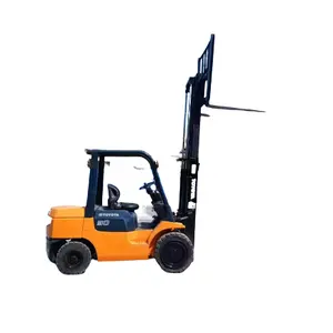 Altın tedarikçisi Toyota FD30 Forklift kargo asansör dizel ikinci el Toyota 30 Forklift ince durumda en iyi fiyat