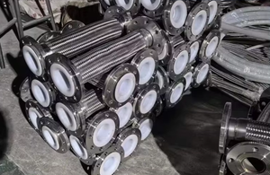 <span class=keywords><strong>PTFE</strong></span> không gỉ mặt bích áp suất thấp <span class=keywords><strong>PTFE</strong></span> lót đường ống dẫn hóa chất bằng thép không gỉ cho các phụ kiện đường ống Teflon - Product Image 3