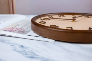 3D 숫자로 사용자 정의 로고 디자인 홈 장식 벽시계 - Product Image 3