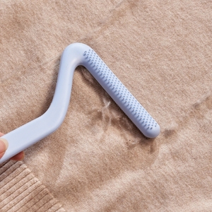 Sanga New Wholesale Low Prices Plastic Portable Cleaning Clothes Dog <b>Pet</b> Hair Remover <b>Brush</b> - Product Image 3