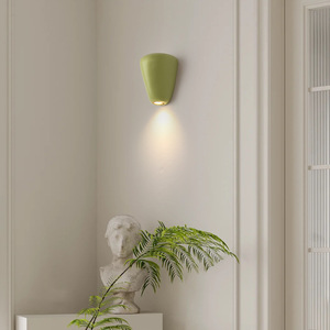 โคมไฟติดผนังสไตล์นอร์ดิกครีมสำหรับห้องเด็ก โคมไฟติดผนังบันไดห้องนอนสไตล์ญี่ปุ่น โคมไฟห้องนั่งเล่นทันสมัย - Product Image 1