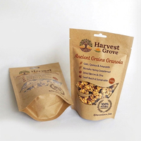 Op maat gemaakte ecologische, hersluitbare bruine kraftpapieren zakjes voor noten, granola en andere snacks, met transparant venster en ziplock sluiting.