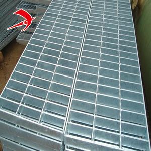 Grille en <span class=keywords><strong>acier</strong></span> <span class=keywords><strong>galvanisé</strong></span> 30x3 à prix d'usine pour usage extérieur, idéale pour les jardins, les routes et les allées. - Product Image 2