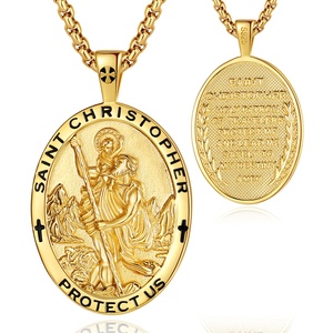 Joyería Católica de Plata de Ley 925 Chapada en Oro de 18K, Collar con Colgante Ovalado de San Cristóbal para Hombre - Product Image 1