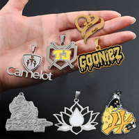 Pendentif en acier inoxydable personnalisé en usine pour hommes et femmes, pendentif tendance, bijoux en argent, accessoires avec logo 2D 3D et lettres