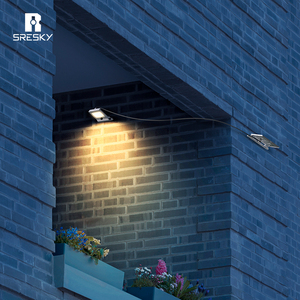 ไฟสปอร์ตไลท์โซลาร์เซลล์ SRESKY ความสว่างสูง 2000 ลูเมน พร้อมเซ็นเซอร์ตรวจจับความเคลื่อนไหว กันน้ำ สำหรับภายนอกอาคาร ใช้ในบ้าน สวน - Product Image 4