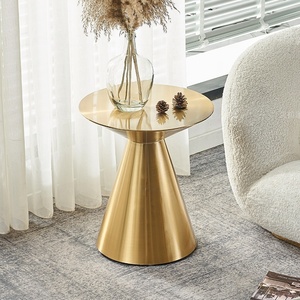 <span class=keywords><strong>Tavolino</strong></span> Rotondo di Lusso in Acciaio Inossidabile Yicheng <span class=keywords><strong>per</strong></span> Soggiorno, <span class=keywords><strong>Tavolino</strong></span> Moderno <span class=keywords><strong>per</strong></span> Salone di Bellezza e Reception in Vendita - Product Image 1