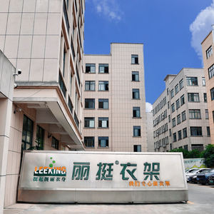 LEEKING Wholesale <strong>Mini</strong> Black White Colour 360 Degree Rotary Hook Hat Socks Clip High Quality Multifunction Plastic <strong>Hanger</strong> - Product Image 4