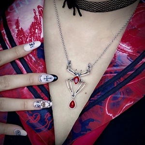 Collier Gothique Sombre <span class=keywords><strong>Starscream</strong></span> en Alliage Plaqué Argent, Bijoux Fantaisie, Vente en Gros, Style Européen, pour Halloween - Product Image 2