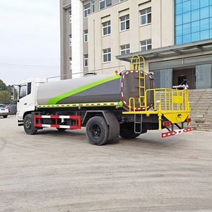 Camión Cisterna Dongfeng 4X2 de 15 CBM de la Mejor Relación Calidad-Precio para Transporte de Agua a Gran Escala y Rociado en Sitios - Product Image 4