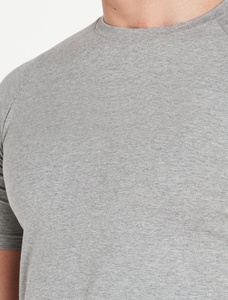 Camiseta Básica para Hombre 2026, Corte Ajustado con Hombros Caídos, 100% Algodón, Logotipo Estampado, Estilo Casual Urbano, Dobladillo Curvo, Tejido de Punto, Camiseta Básica para Hombre - Product Image 3
