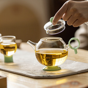 Tetera de Vidrio Resistente al Calor Guanlan, Color Verde Sombra, Redonda con Tapa, Juego de Té Kung Fu, Gran Capacidad, Uso Doméstico - Product Image 1