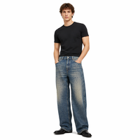 Jeans imprimés DIZNEW bleu moyen délavé, coupe ample, motif mosaïque peau de crocodile, gaufrage totem, imprimé intégral, effet usé, patch DIZNEW