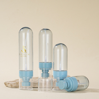 Flacon pulvérisateur inversé en PETG bleu de 30 ml, 60 ml, 80 ml, 100 ml avec pompe et capuchon pour cosmétiques et soins de la peau, brume fine