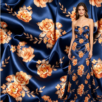 Tissu en satin crêpe léger en polyester et élasthanne, tissu personnalisé avec fleurs 3D sur tissu de soie satinée pour robes et vêtements de nuit