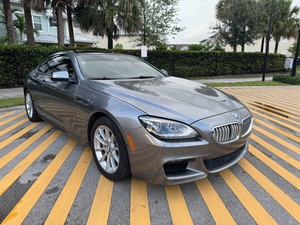 รถยนต์มือสอง BMW ซีรีส์ 6 รุ่น 650i Coupe ปี 2013 เครื่องยนต์เบนซิน กล้องมองหลัง เบาะหนัง พวงมาลัยซ้าย หลังคาซันรูฟ LED หน้าจอสัมผัส 8 นิ้ว - Product Image 4