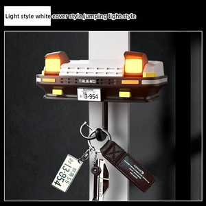 Ganchos Novedosos para Colgar Llaves en la Pared con Diseño de Faro de Coche, para Uso Doméstico y Decoración de Habitaciones - Product Image 2