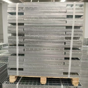 Grilles <span class=keywords><strong>en</strong></span> acier inoxydable modernes, résistantes à la rouille, longue durée de vie, <span class=keywords><strong>en</strong></span> tôle galvanisée à chaud, construction <span class=keywords><strong>en</strong></span> zinc - Product Image 4