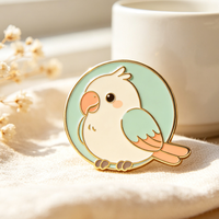 Broches personnalisées en métal émaillé rigide, motif oiseau de dessin animé, pour souvenirs, objets de collection, cadeaux, épingles de revers