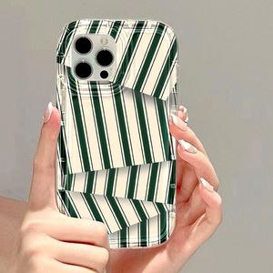 เคสโทรศัพท์สำหรับ iPhone 17 Pro Max แบบพับได้ ลายทางสีแดงและเขียว พรีเมียม รูใหญ่ ป้องกันการตกกระแทก ครอบคลุมเต็มตัว - Product Image 5