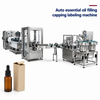 Machine de remplissage et de bouchage péristaltique automatique de haute précision pour bouteilles en verre d'huiles essentielles avec cartonneuse de fin de ligne