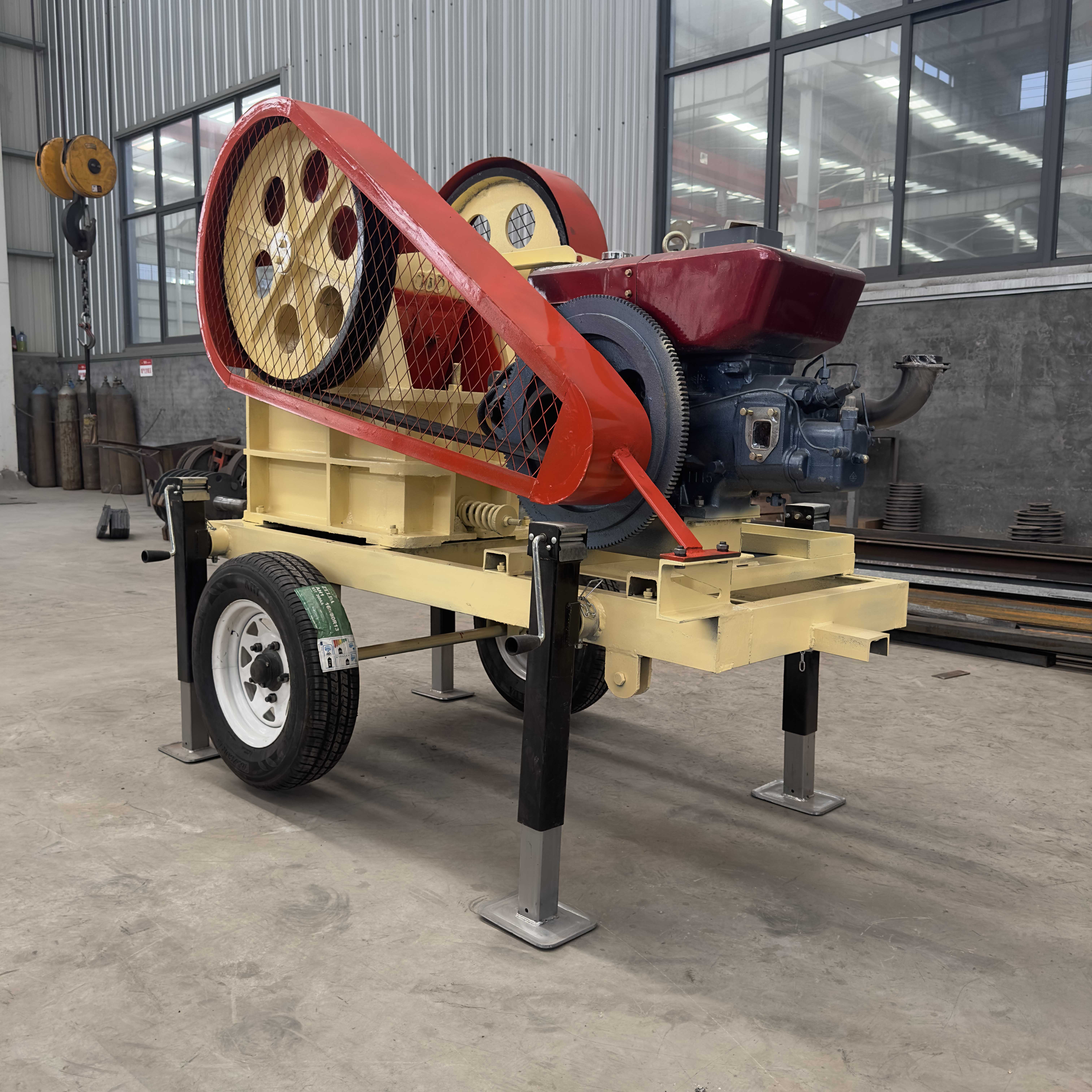 Portable Rock Crusher Efficient Jaw Crusher Feeder for Stone Application Featuring Core Components Engine Motor Bearing Gear