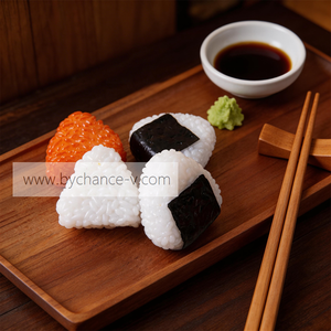 โมเดลซูชิจำลองเสมือนจริงสำหรับจัดแสดงอาหาร โอนิกิริ ข้าวปั้น ของตกแต่งร้านอาหาร วัสดุพีวีซีทนทาน - Product Image 3