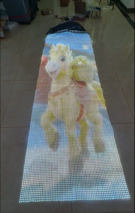 VividSky P15 Pantalla LED Holográfica Portátil para Ventana, 1*3M 2*5M, Flexible, Brillante, Impermeable, Moderna - Product Image 4