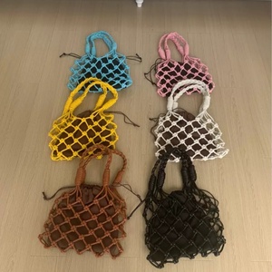 Bolso de mano tejido a mano hueco de diamantes de imitación de diseñador de lujo para banquetes de mujer <span class=keywords><strong>tipo</strong></span> de cierre abierto - Product Image 5