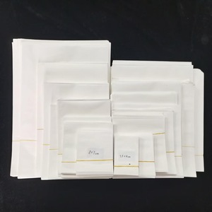 ถุงกระดาษซิดนีย์แบบแบนโปร่งแสง 8x7 ซม. 7.5x4 ซม. พร้อมหูหิ้ว สำหรับบรรจุภัณฑ์อุปกรณ์อิเล็กทรอนิกส์ เป็นมิตรกับสิ่งแวดล้อม - Product Image 1