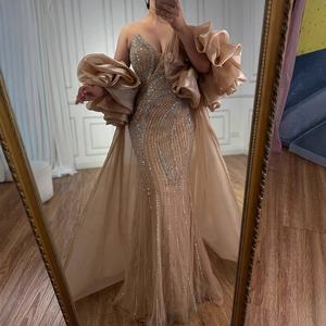 Serene Hill LA72896 Abito da Sera a Sirena di Lusso Senza Spalline Color <span class=keywords><strong>Nude</strong></span> con Perline e Mantella per Feste Formali 2025 - Product Image 1