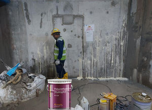 Lechada de inyección de poliuretano hidrofóbico, espuma expansible hidrofóbica para sellado de fugas de agua de grietas de hormigón - Product Image 6