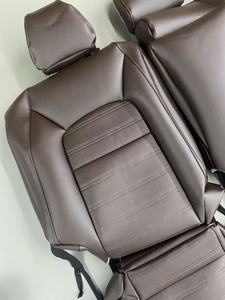 Housses de siège auto universelles de <span class=keywords><strong>luxe</strong></span> - Rembourrage en peluche, <span class=keywords><strong>design</strong></span> ergonomique, réduisent la fatigue en longs trajets - Product Image 4