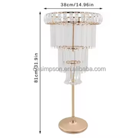 Meilleure vente de centre de table de banquet de mariage européen moderne avec accessoires en métal et en acrylique pour décorations de table et d'événements