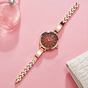 นาฬิกาข้อมือผู้หญิง Curren 9012 ยี่ห้อดัง ดีไซน์สวยหรู ทันสมัย ระบบควอตซ์ - Product Image 4