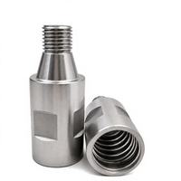 Adaptateur de filetage de précision en acier à haute teneur en carbone usiné CNC, filetage femelle 1-1/4"-7 UNC et filetage mâle M22, pour trépan diamanté